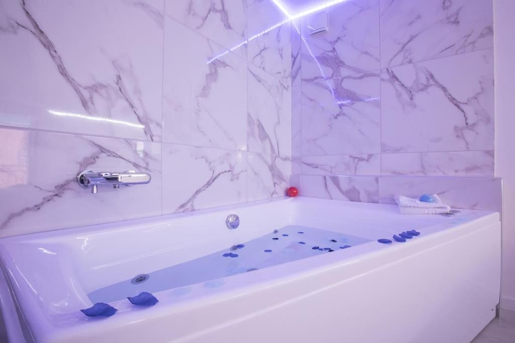 My Piazza Navona Jacuzzi Suite -Topcollection Roma Exterior foto